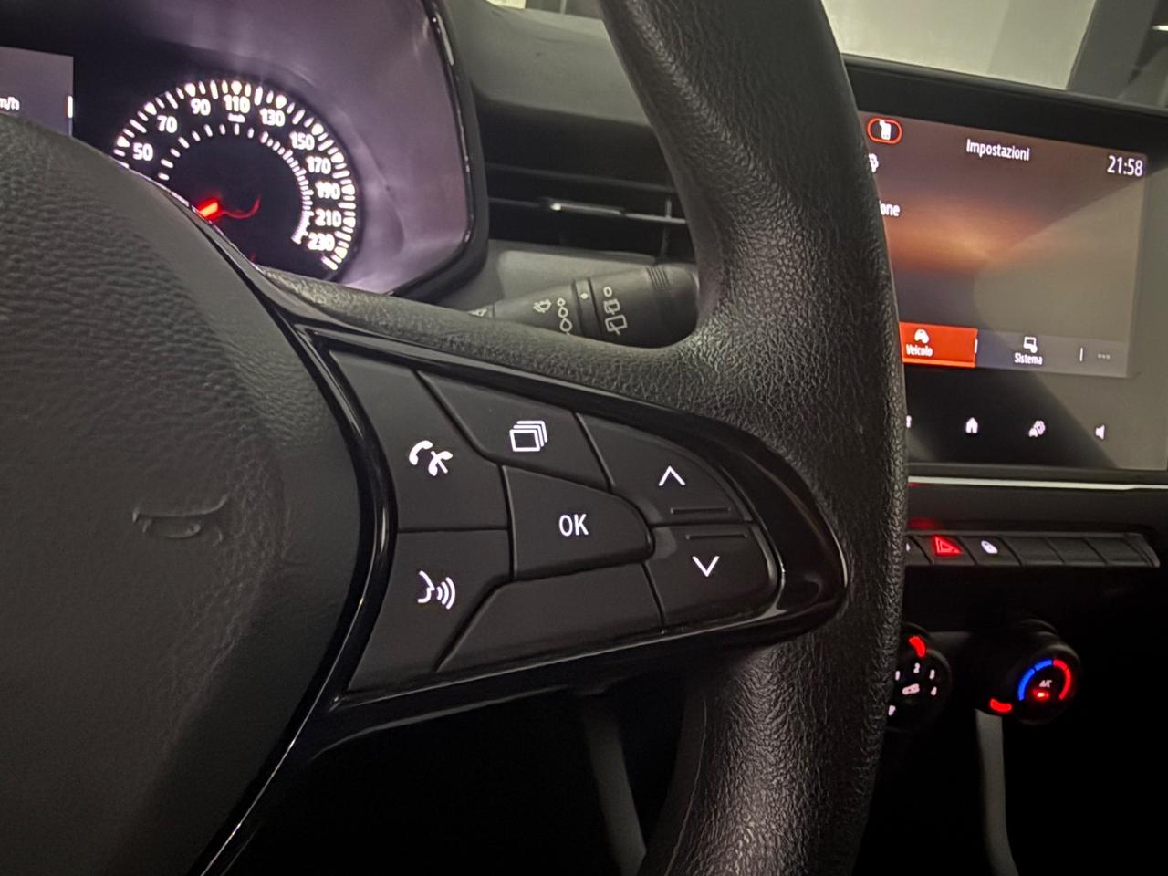 Renault Clio TCe TURBO90CV 5P INTENS NAVI/FULL LED2022