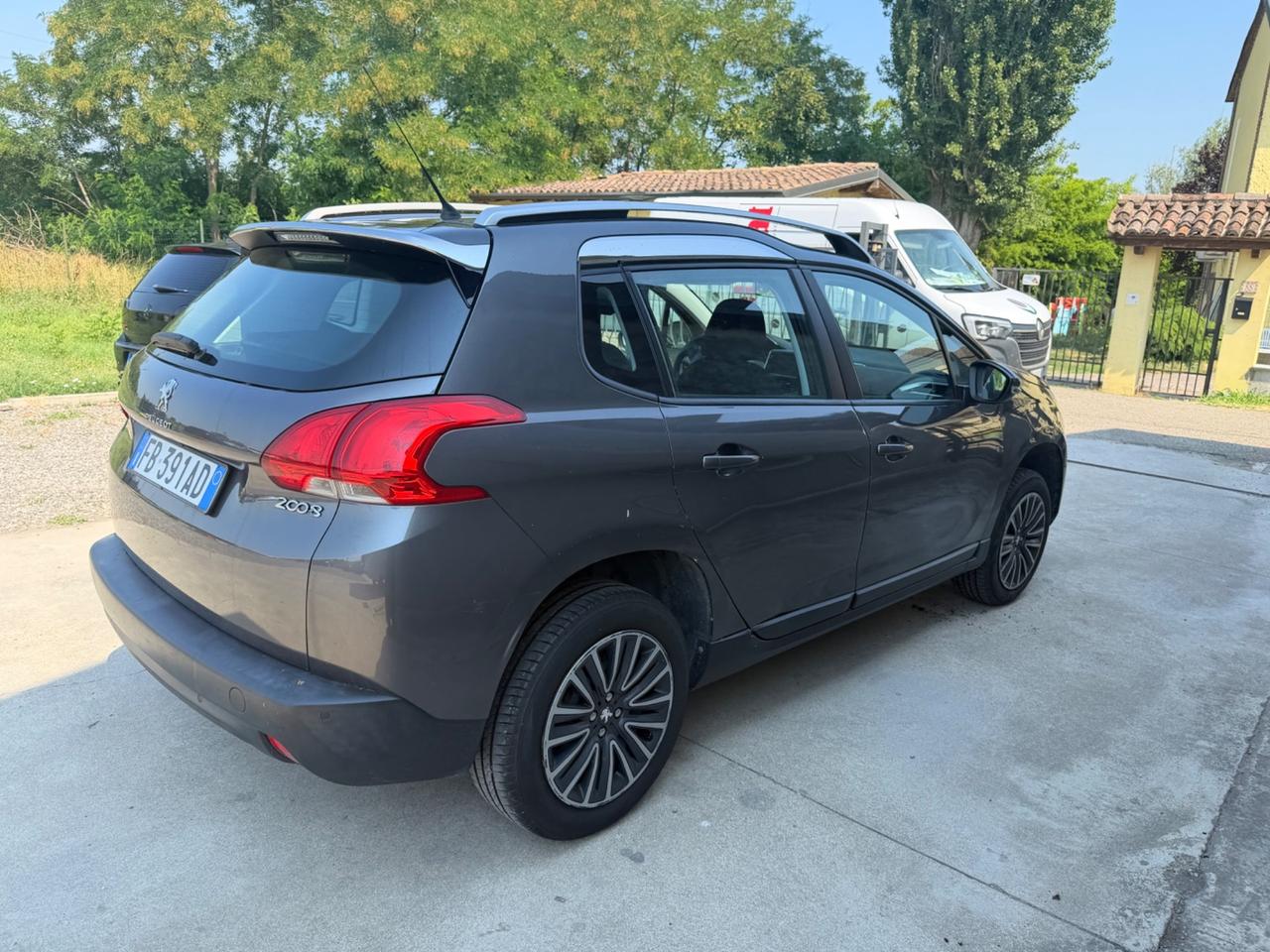Peugeot 2008 PureTech 82 Active