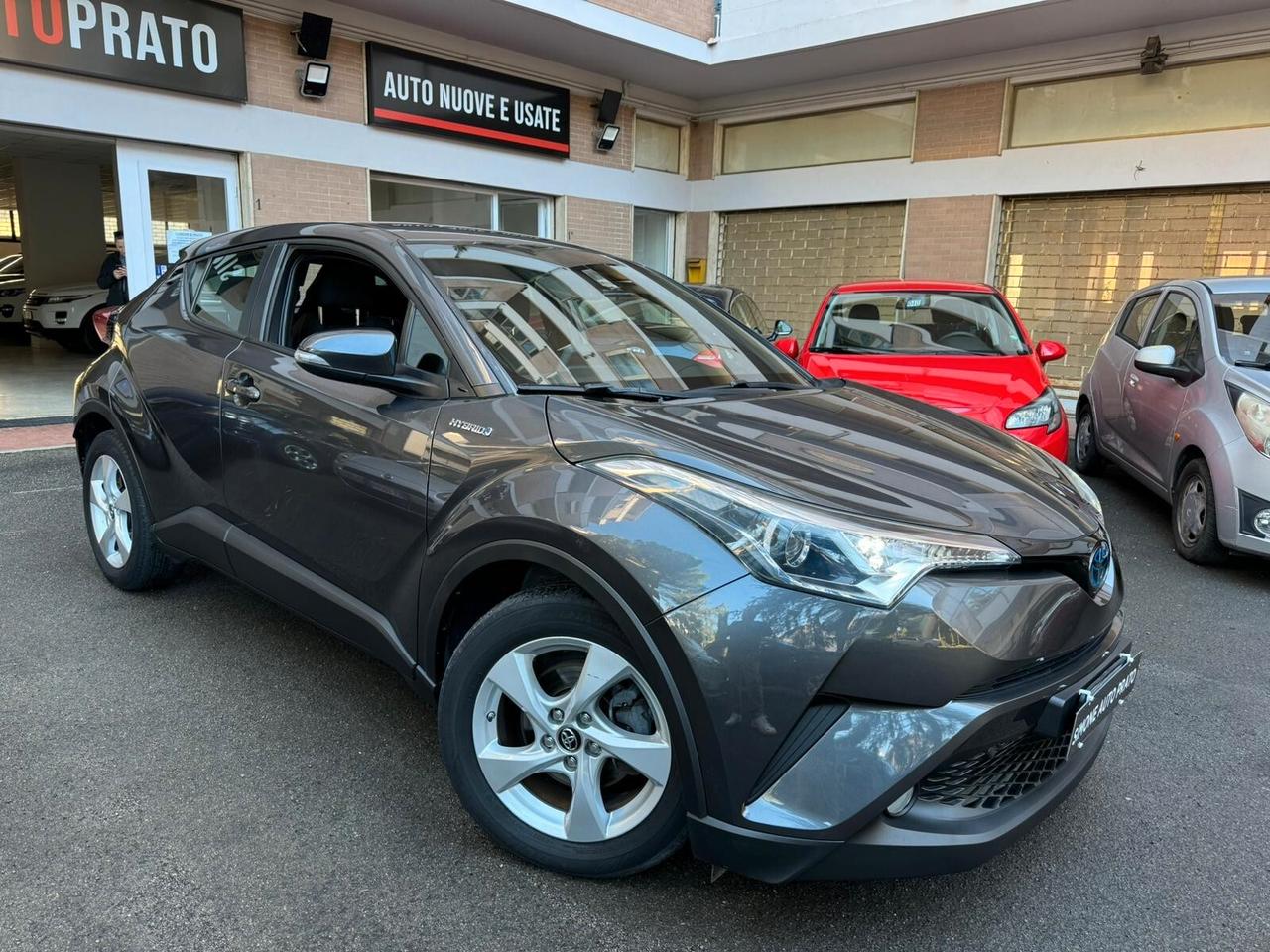 Toyota C-HR 1.8 Hybrid E-CVT Business