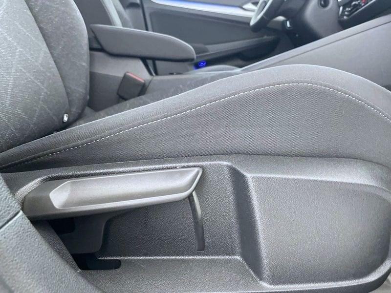 Volkswagen Golf Golf 1.0 eTSI EVO DSG Life