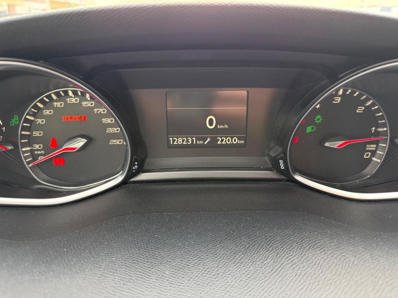 Peugeot 308 1.6 e-HDi 115 CV Stop&Start SW Allure
