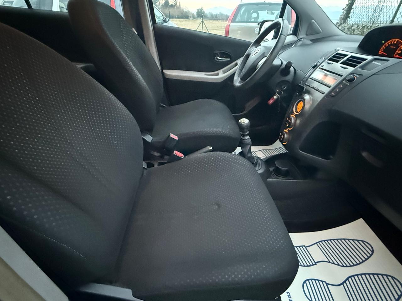 Toyota Yaris 1.3 5 porte Sol