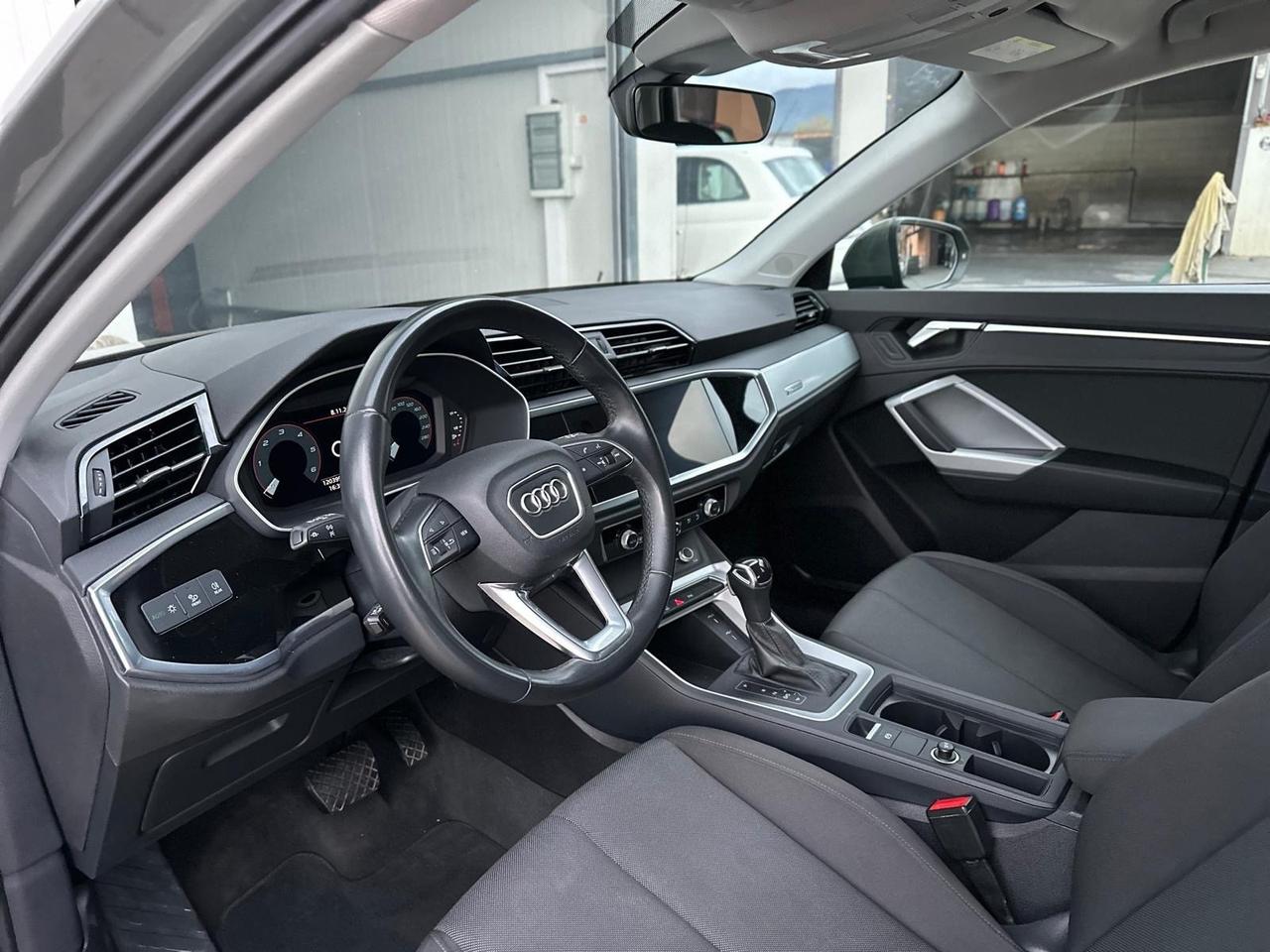 Audi Q3 35 TDI S tronic