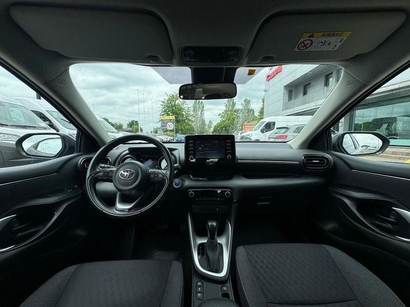 Toyota Yaris Hybrid Trend MY22