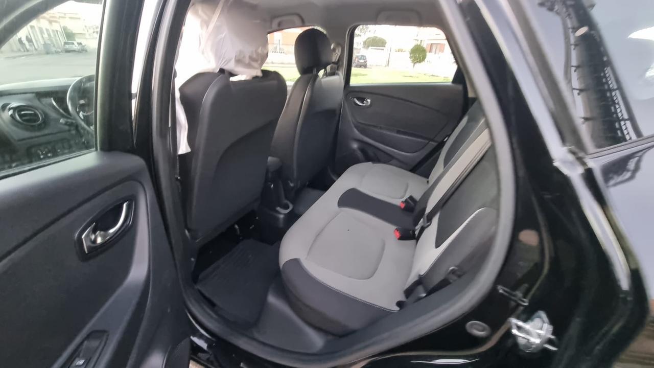 Renault Captur dCi 8V 90 CV EDC Start&Stop Energy Iconic
