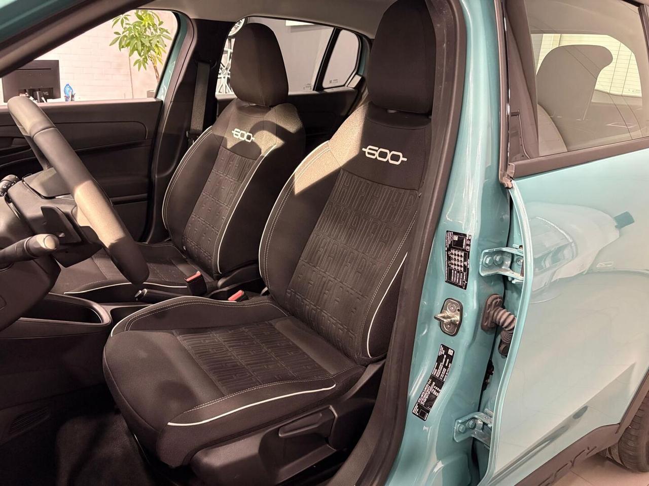 Fiat 600 1.2 hybrid 110cv auto