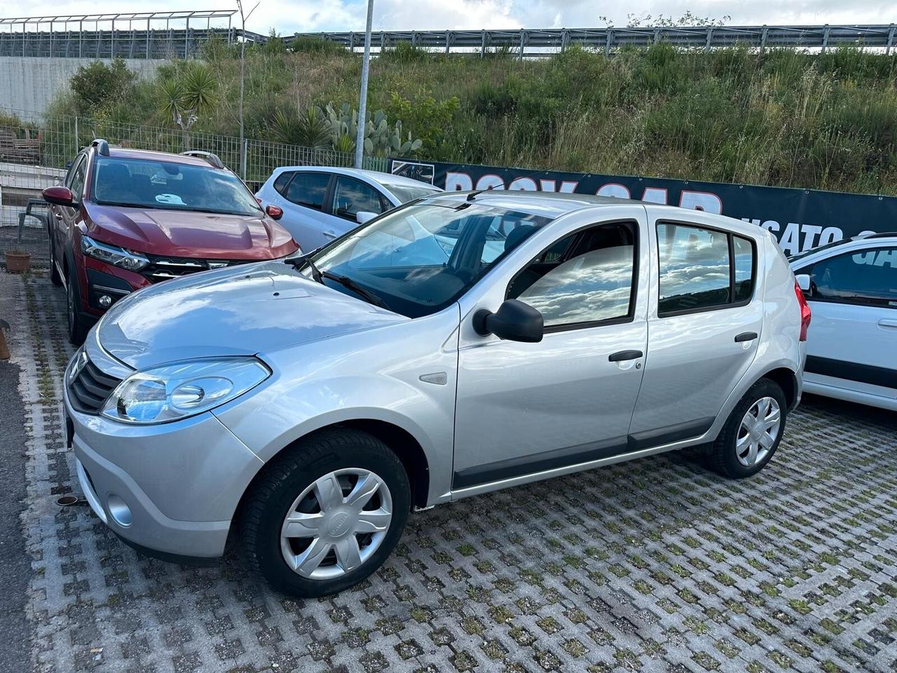 Dacia Sandero 1.2 16V GPL 75CV Embleme-12/2012