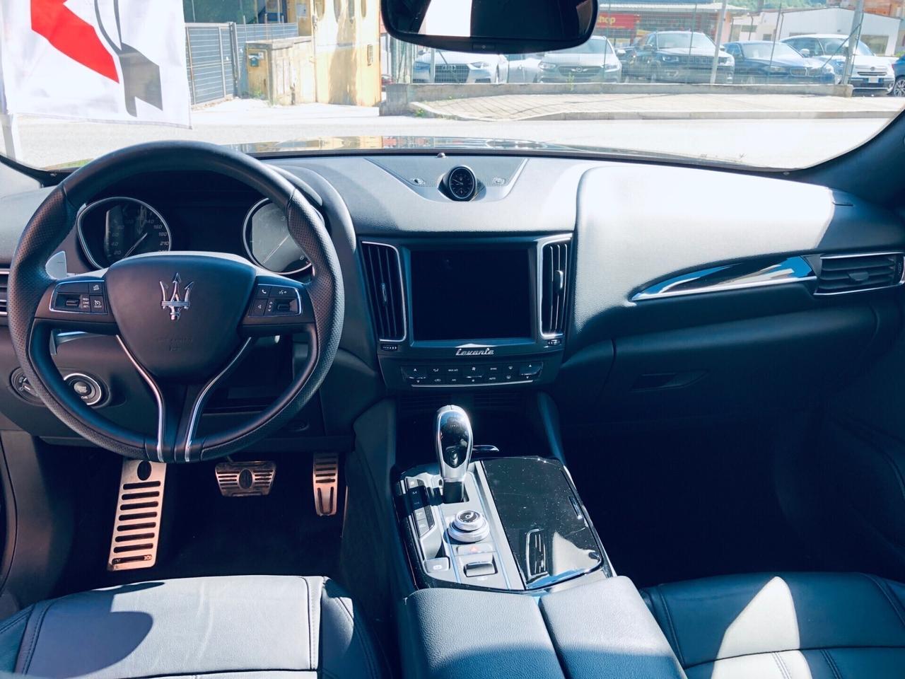 Maserati Levante V6 Diesel 275 CV AWD Gransport