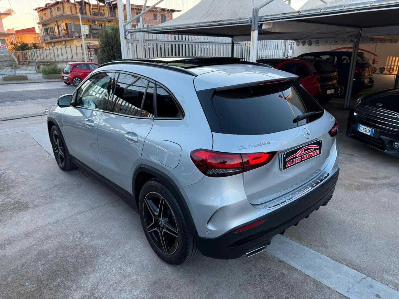 Mercedes-benz GLA 220 d Automatic 4Matic Premium NIGHT EDITION