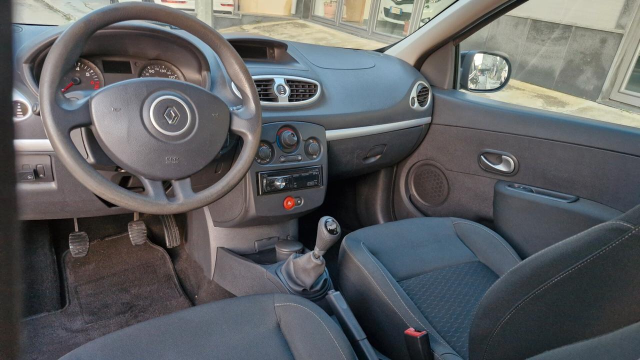Renault Clio 1.2 16V 5 porte GPL Dynamique