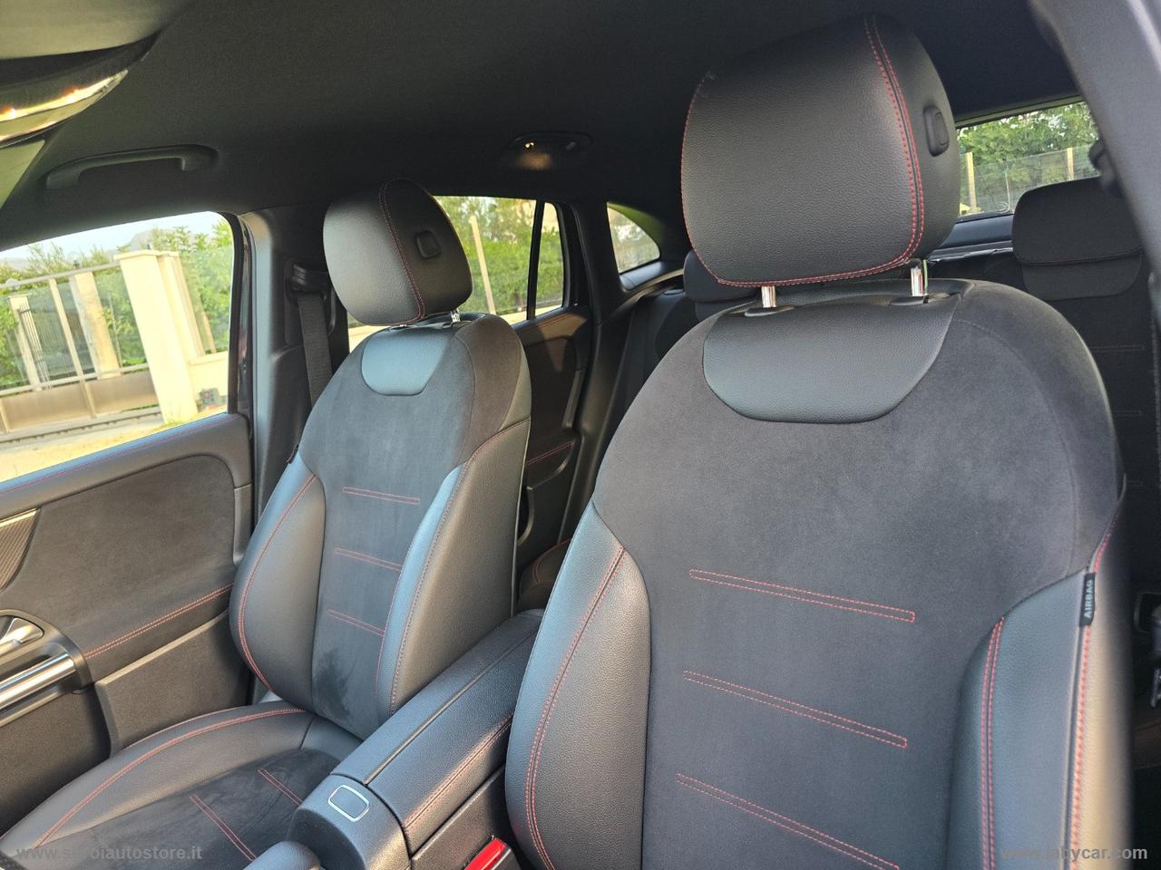 MERCEDES-BENZ GLA 200 d Automatic 4Matic Premium