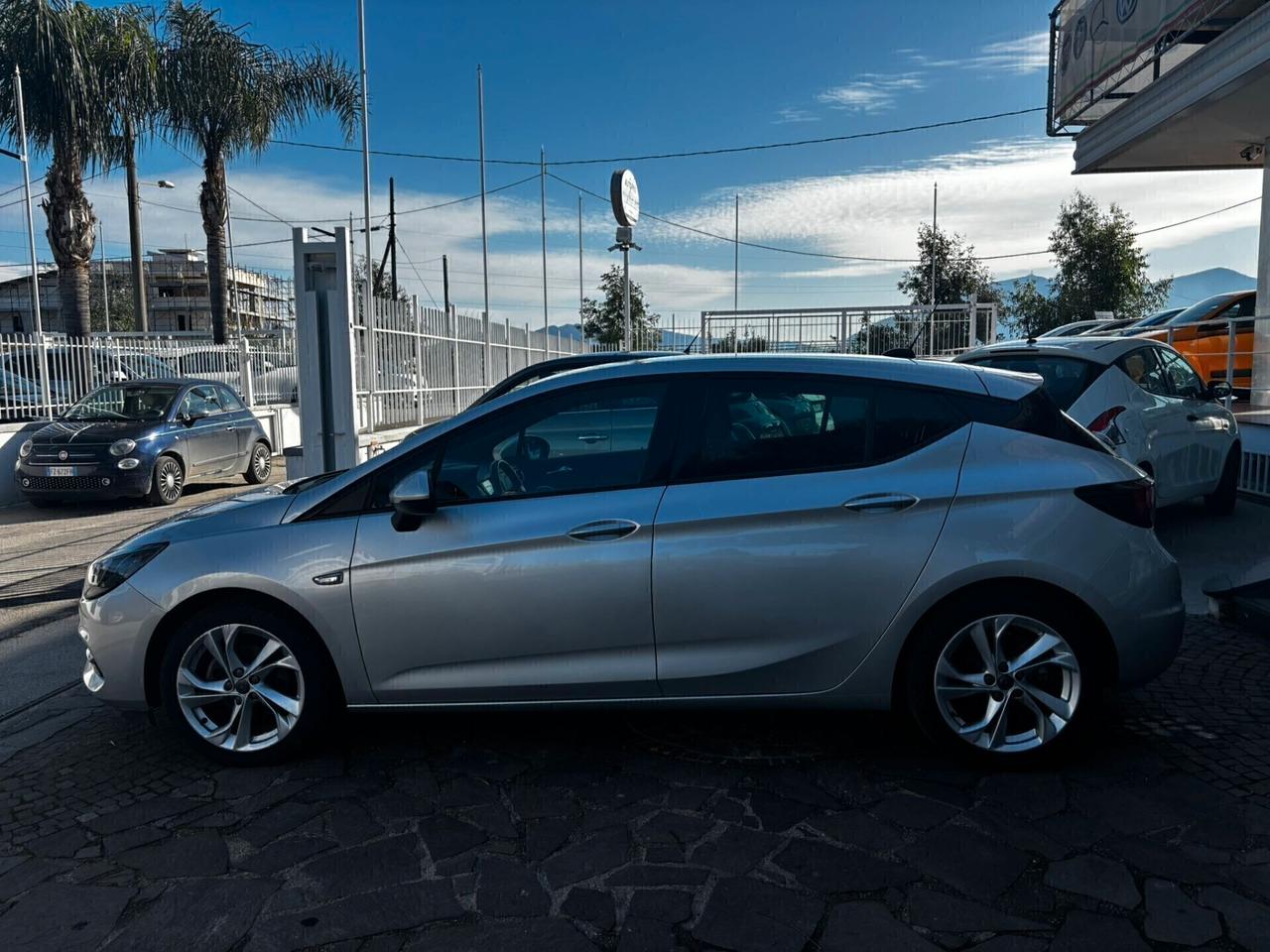 Opel Astra 1.5 CDTI 122 CV S&S 5 porte Business Elegance