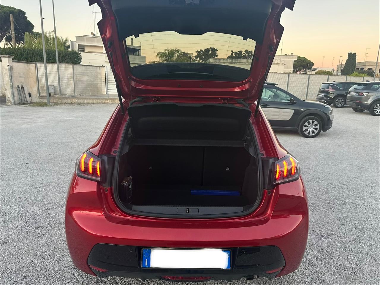 Peugeot 208 PureTech 100 Stop&Start 5 porte Allure