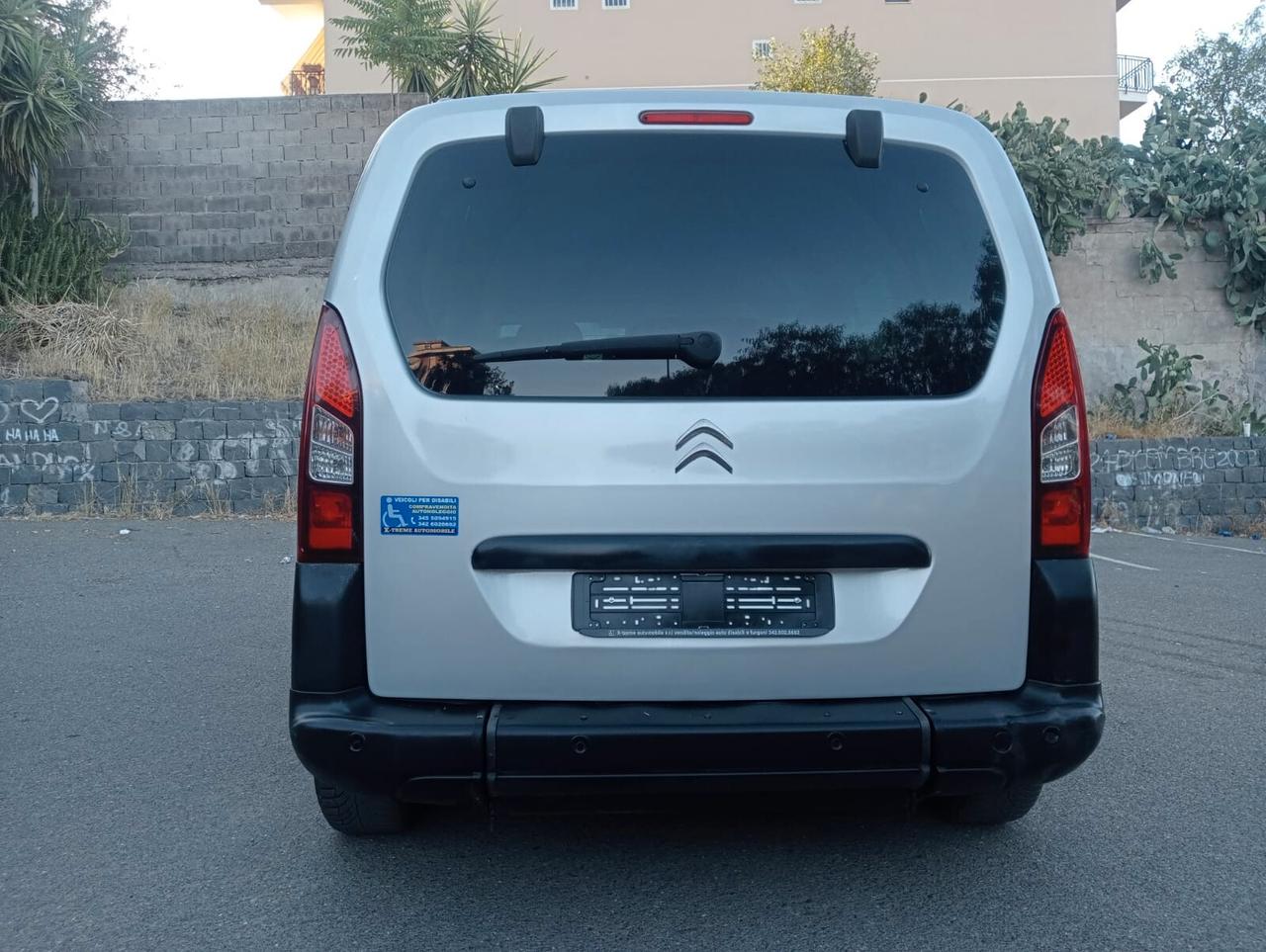 Citroen Berlingo ribassato rampa disabili