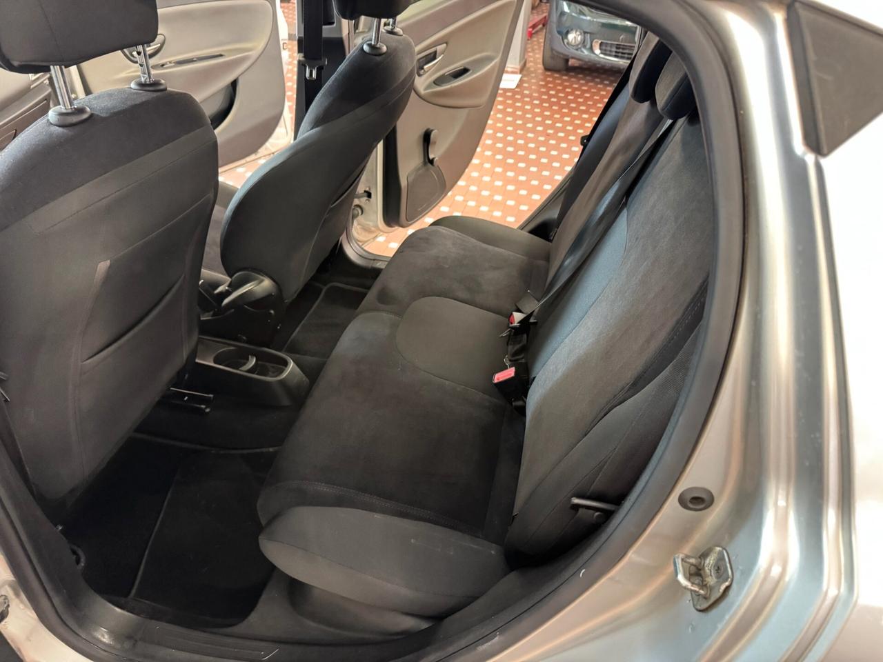 Lancia Ypsilon 1.2 69 CV 5 porte Platinum - UNICO PROPRIETARIO