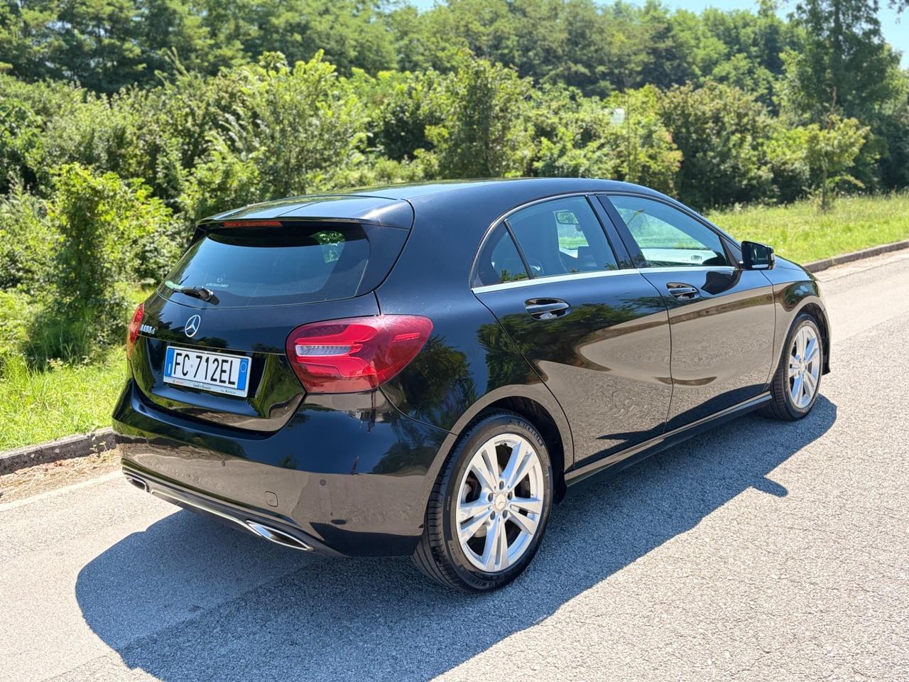 Mercedes-benz A 180 d Premium