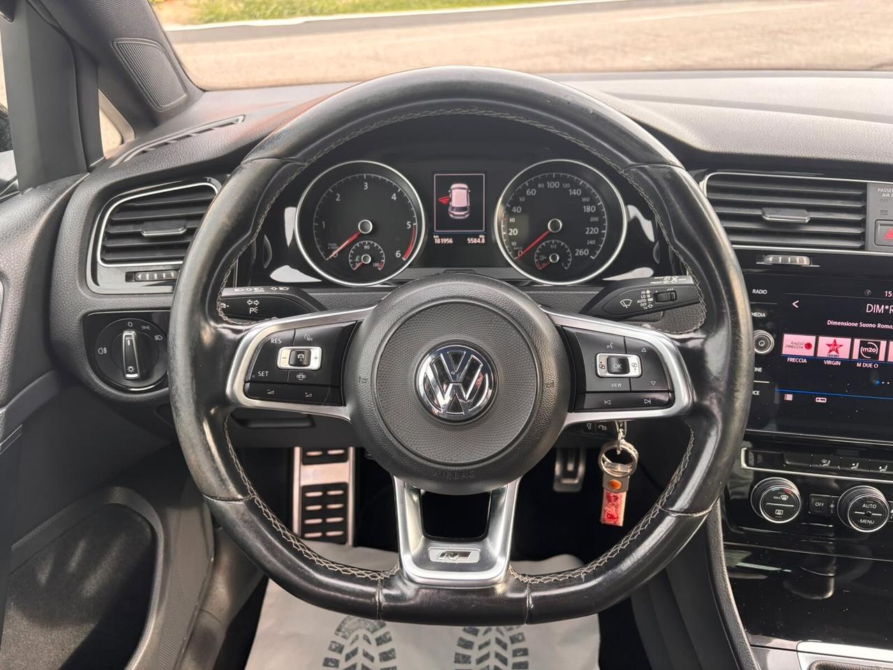 Volkswagen Golf 1.6 TDI 115 CV 5p. R LINE