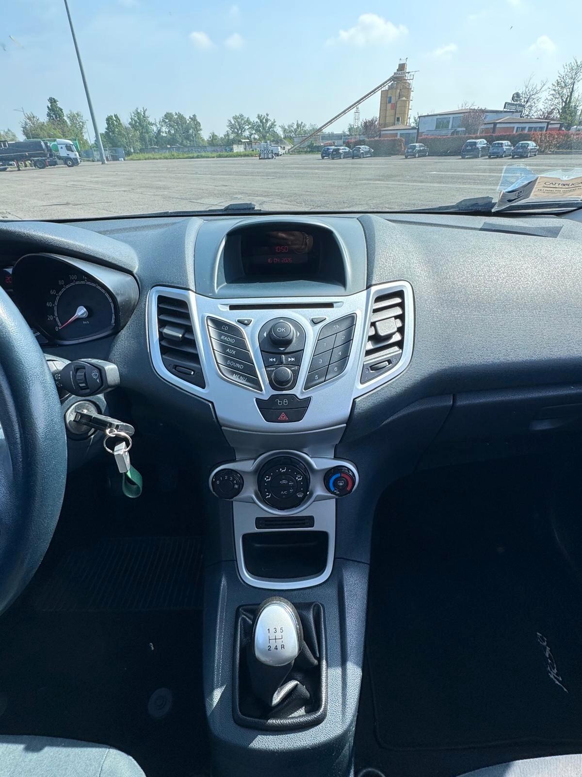 Ford Fiesta Ikon 1.4 TDCi 70CV 3 porte