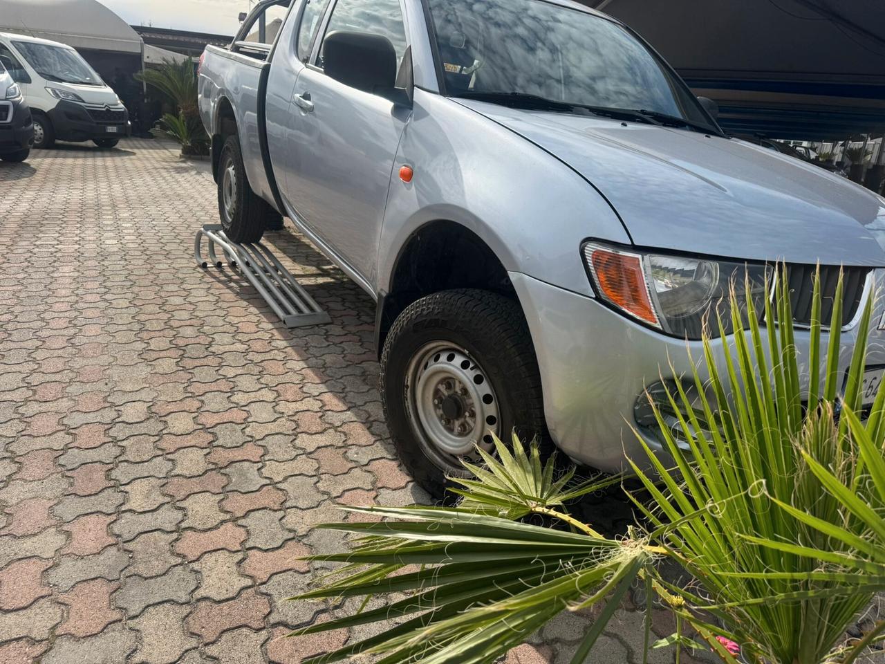 Mitsubishi L200 2.5 DI-D/136CV Single Cab - 2006