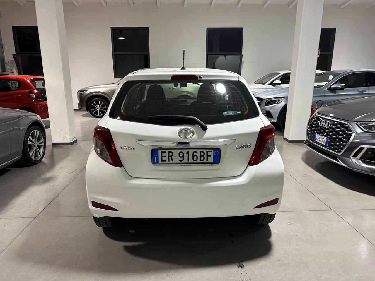 Toyota Yaris 1.3 5 porte Lounge
