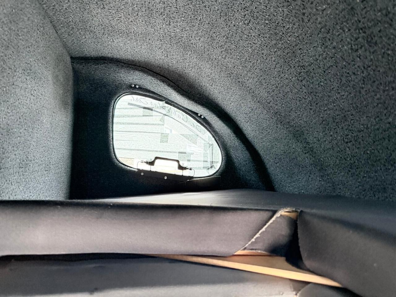 Peugeot BOXER CON CENTINA TELONE E POSTO LETTO