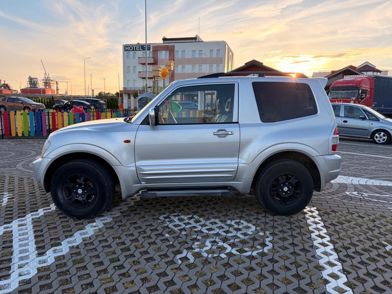 Mitsubishi Pajero 3.2 16V DI-D 3p. GLX