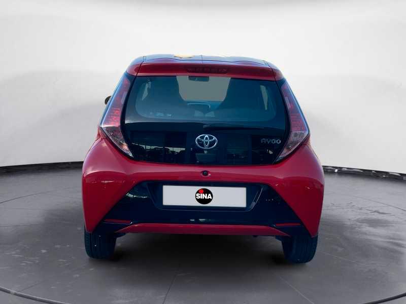 TOYOTA Aygo 5p 1.0 x-play AuToMaTica