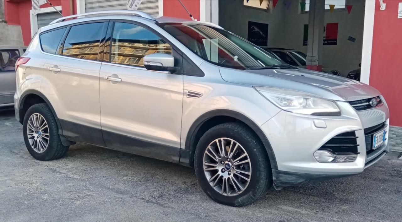 Ford Kuga 2.0 TDCI 140 CV 4WD Titanium