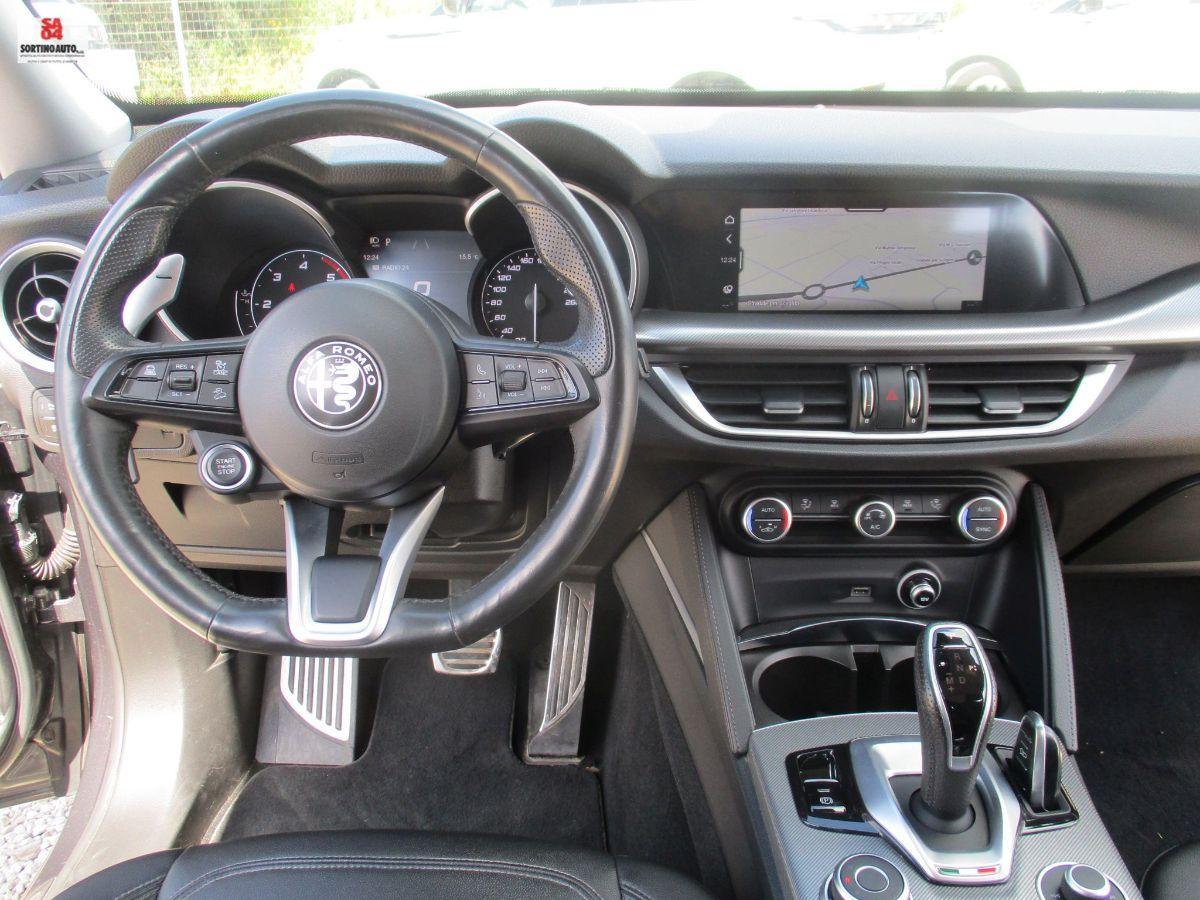 A.R.Stelvio 2.2 T.diesel 190CV AT8 RWD SPRINT 2021