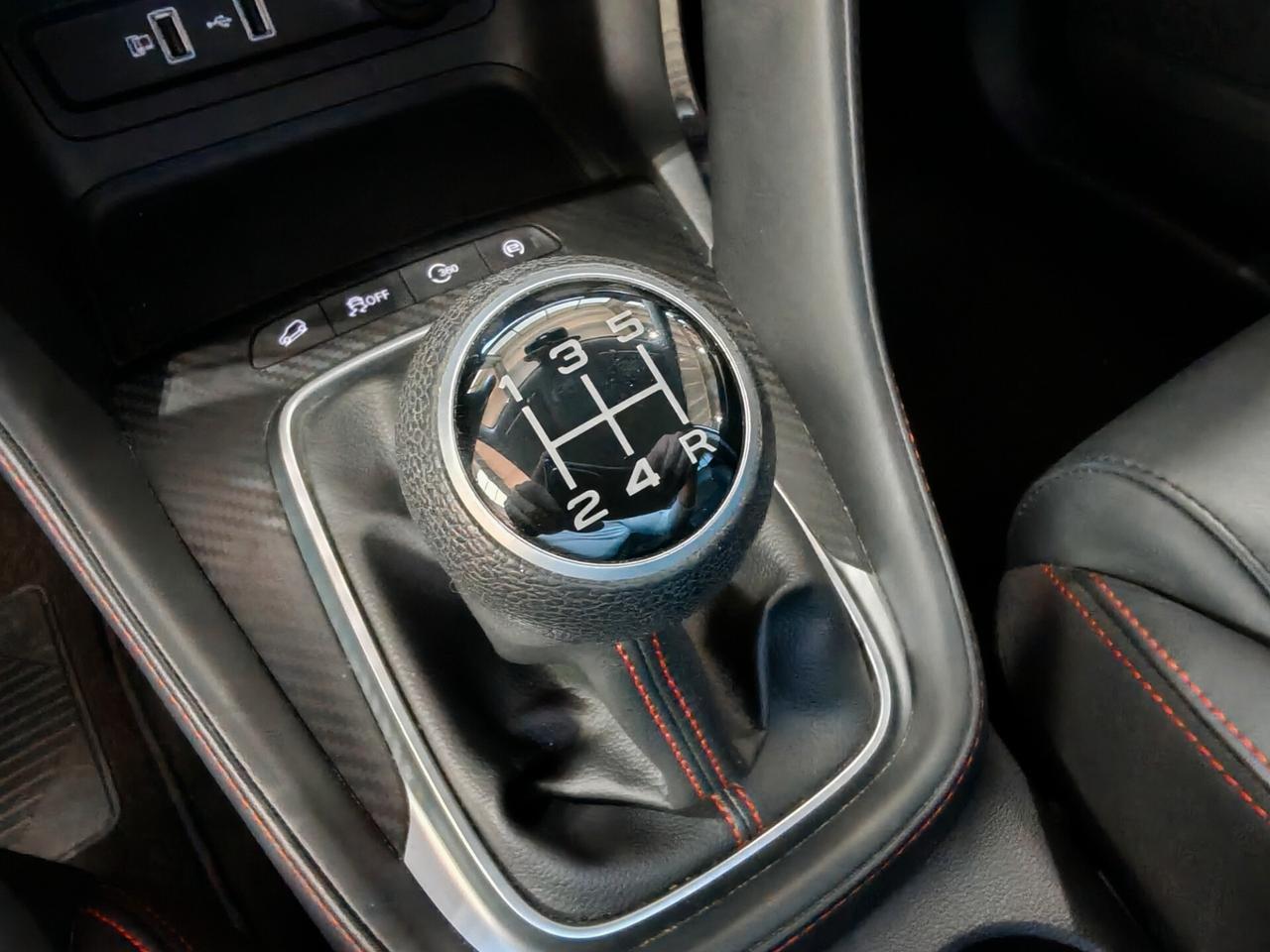 Mg ZS 1.5 VTi-tech Luxury 106 cv - PREZZO REALE