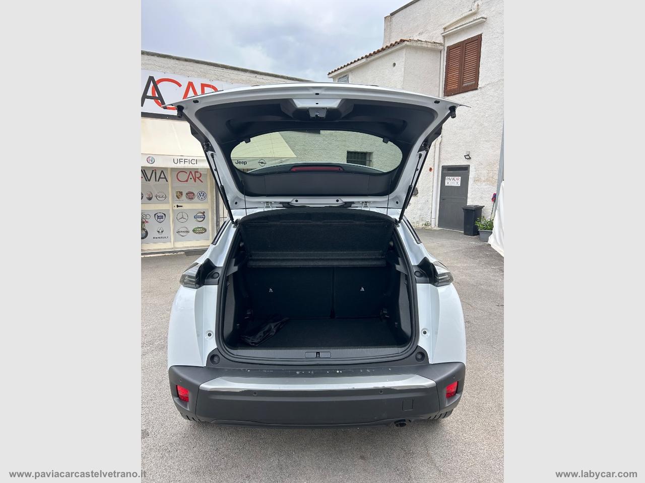 PEUGEOT 2008 PureTech 100 S&S Allure