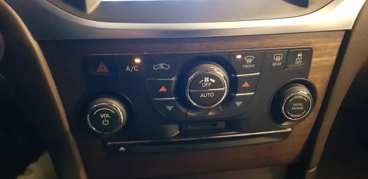 Lancia Thema 3.0 V6 mjt Executive 239cv *GAR 2 ANNI LANCIA*