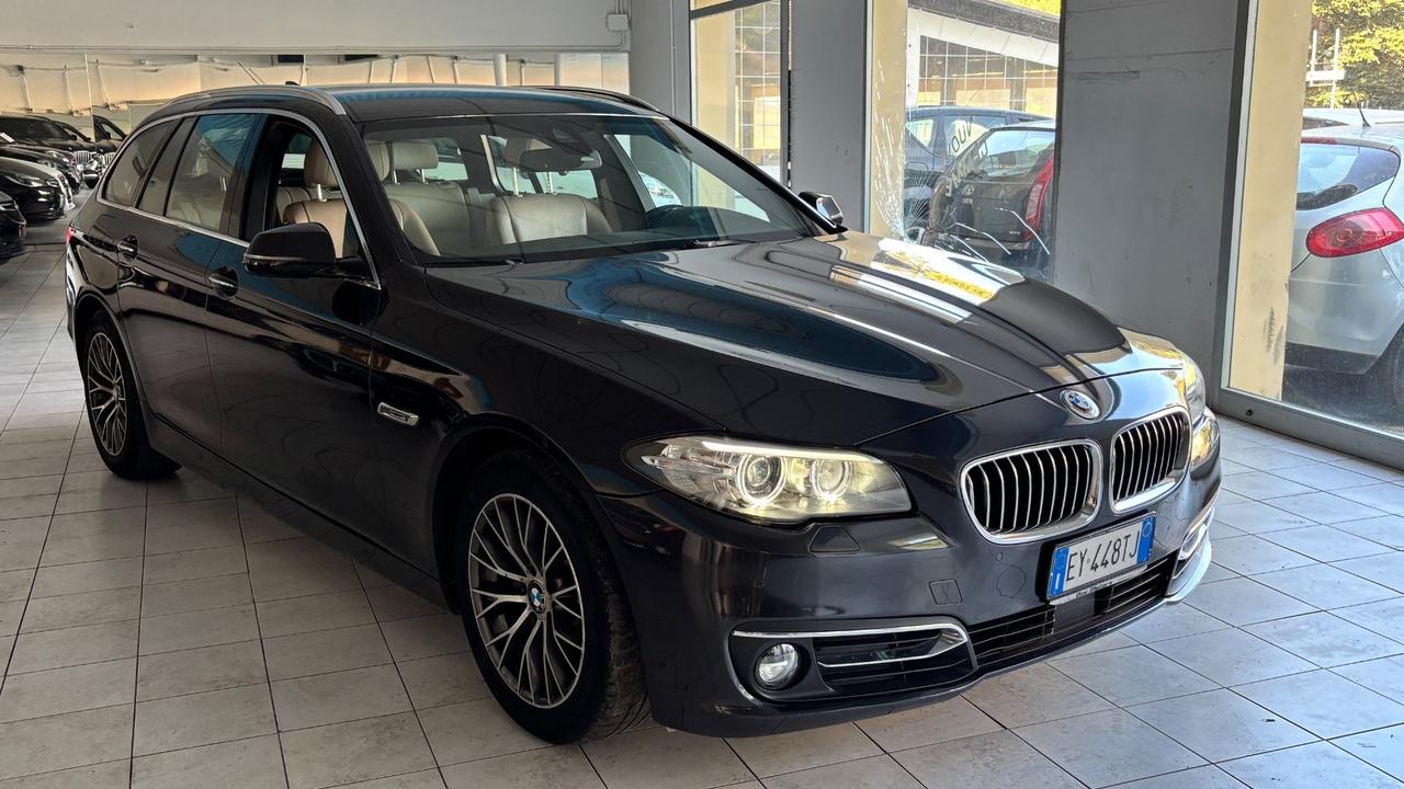 Bmw 520 520d xDrive Luxury