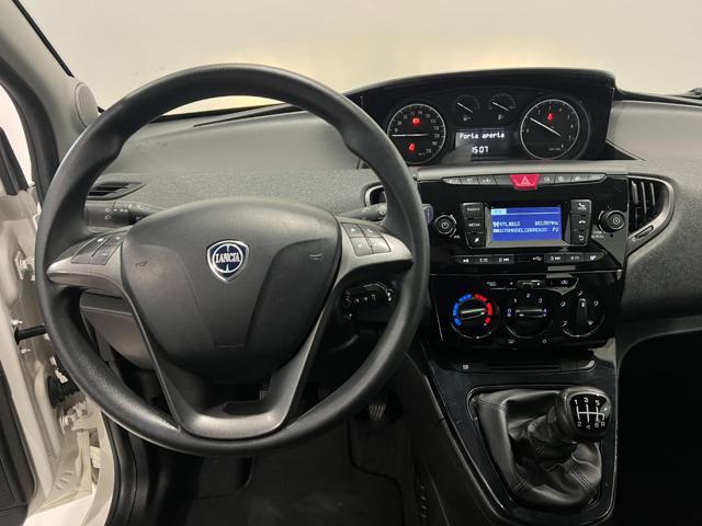 LANCIA Ypsilon 1.0 FireFly 5 porte S&S Hybrid Ecochic Silver