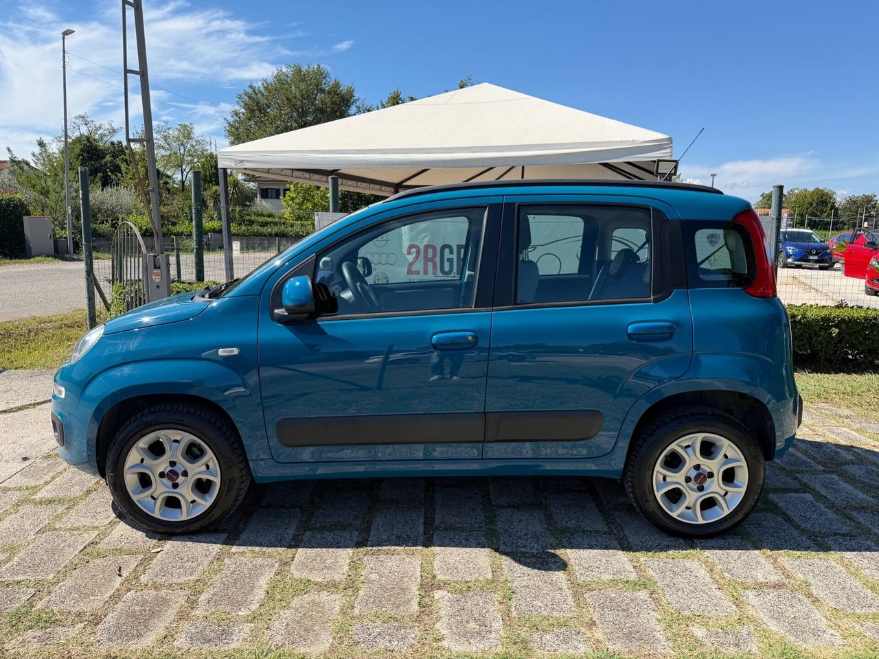 Fiat Panda 0.9TwinAir Natural Power Lounge-2013