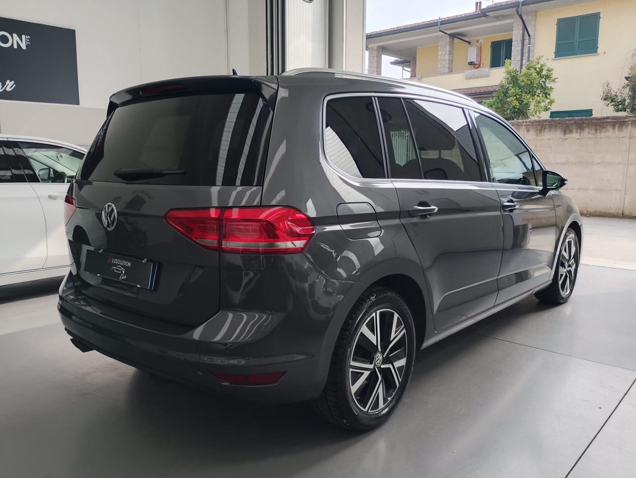 Volkswagen Touran 2.0 TDI 150 CV SCR DSG Executive BlueMotion Tech.