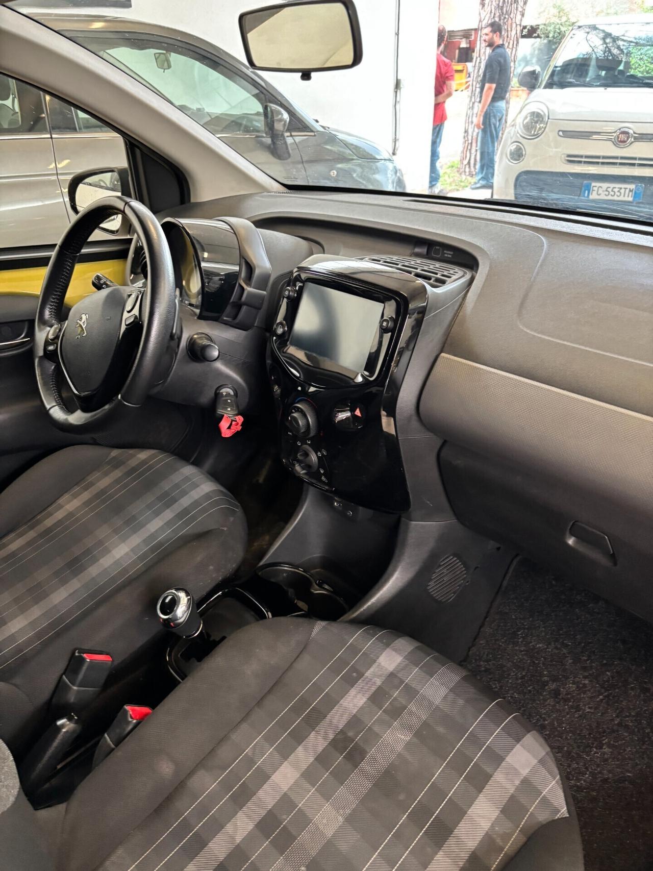 Peugeot 108 VTi 68 5 porte Allure TOP!
