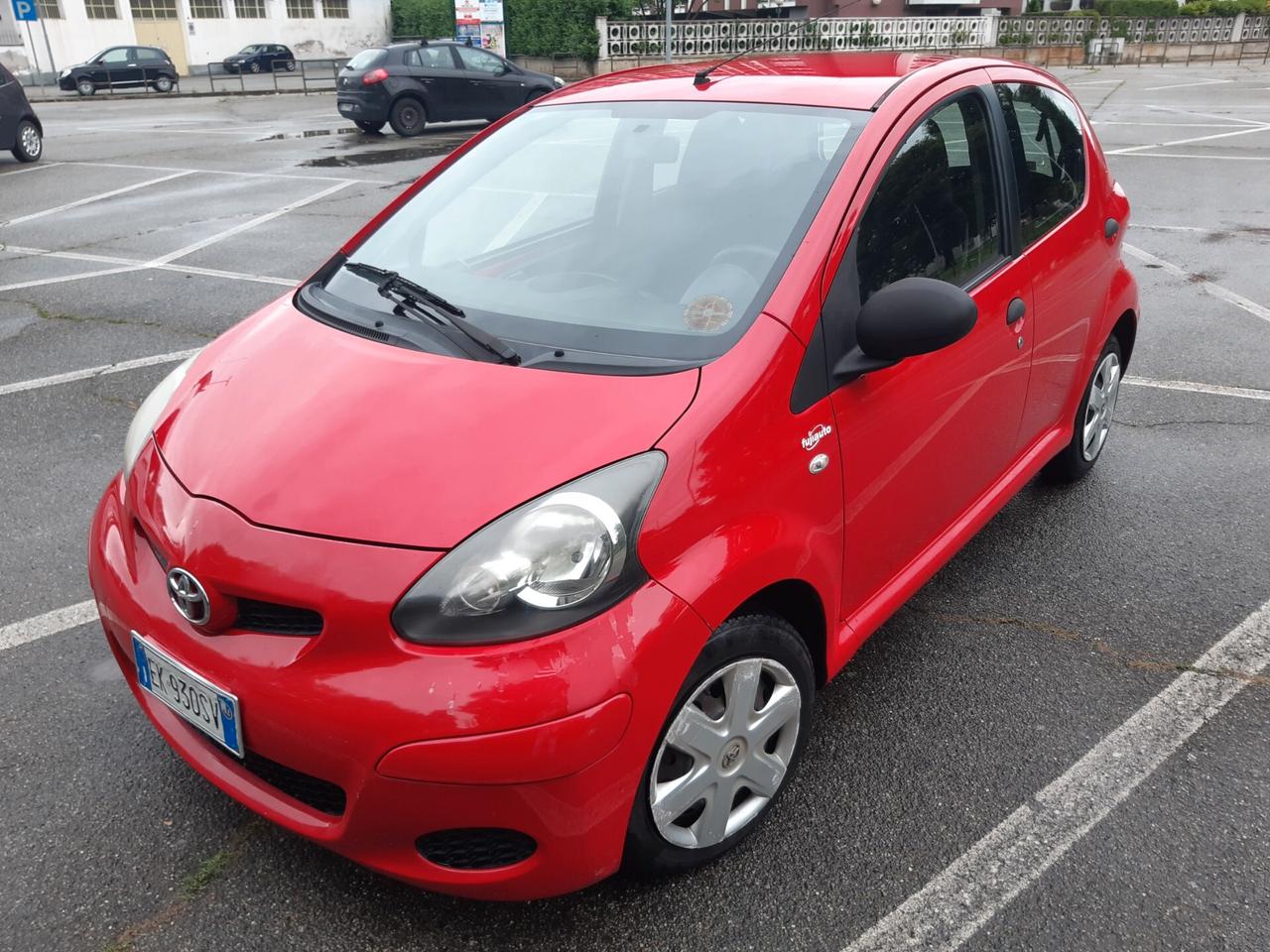 Toyota Aygo 1.0 12V VVT-i 5 porte Now Connect