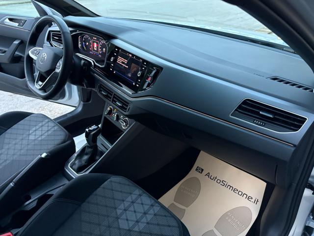 VOLKSWAGEN Taigo 1.0 TSI 110 CV DSG R-Line TETTO APR/PAN