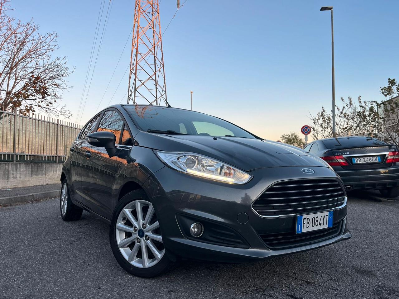 Ford Fiesta 1.4 5p. GPL Titanium