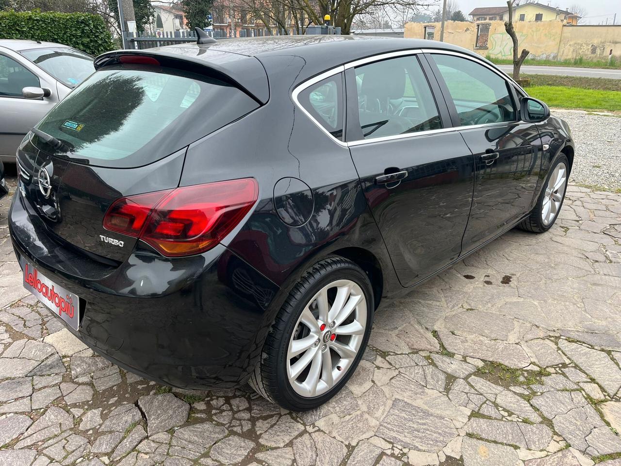 Opel Astra 1.4 Turbo 140CV 5 porte Cosmo