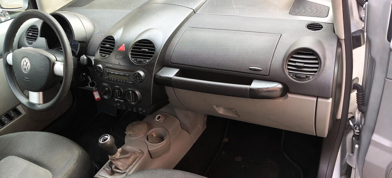 Volkswagen New Beetle 1.9 TDI 101CV Cabrio