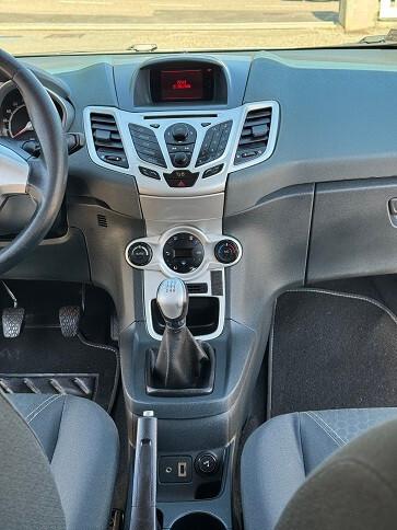 Ford Fiesta 1.2 16V 3p. Ghia