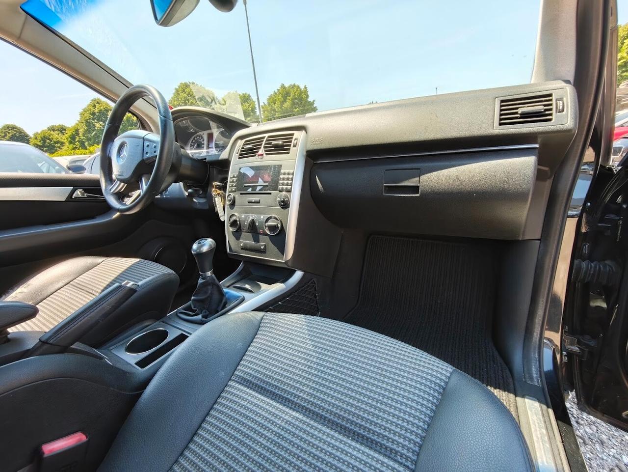 Mercedes-benz B 180 CDI Sport SOLO 93MILA KM!!!!!!!