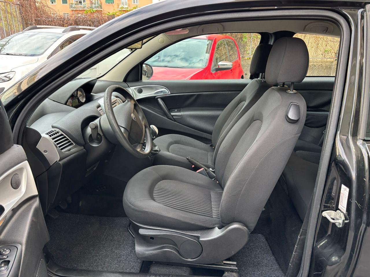 Lancia Ypsilon 1.2 69 CV Argento