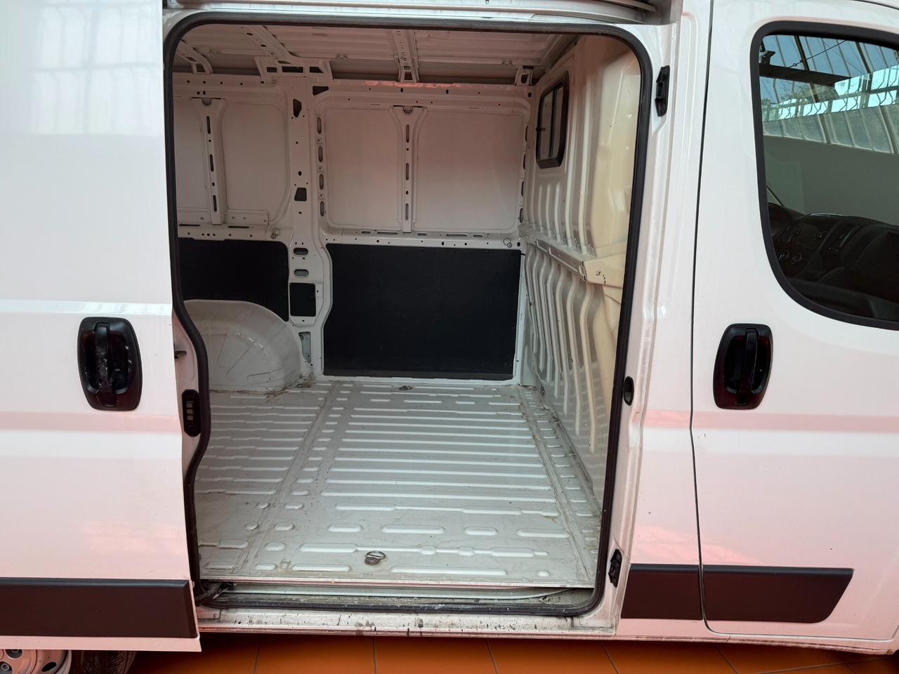Peugeot Boxer 330 2.0 BlueHDi/110CV
