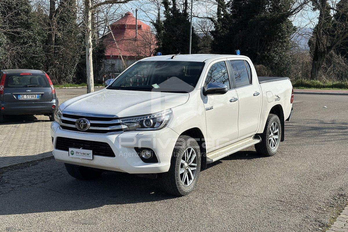 TOYOTA Hilux 2.4 D-4D 4WD 4 porte Double Cab Comfort