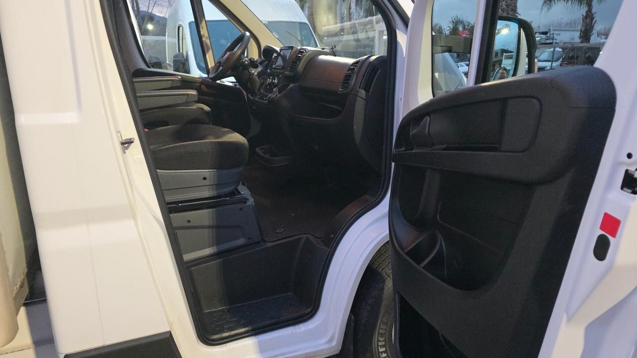 FIAT DUCATO CON SPONDA CARICATICE 2.2 MJT 140CV