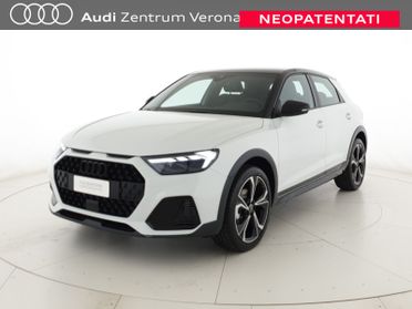 Allstreet 30TFSI 116CV S tronic Identity Contrast