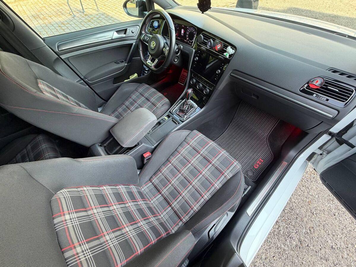 Volkswagen Golf 2.0 tsi Gti Performance 245cv dsg